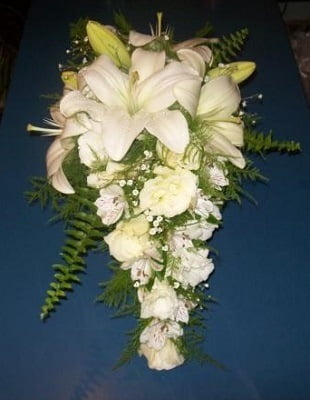 Lilium y Peonias en Cascada